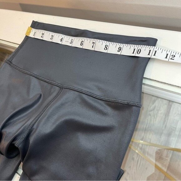 Alo Yoga Women’s Size Small High Waist Airlift Legging Steel Grey 7/8 Leg - Picture 8 of 11